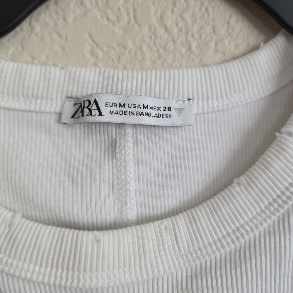 Zara Classic White Ribbed Tee